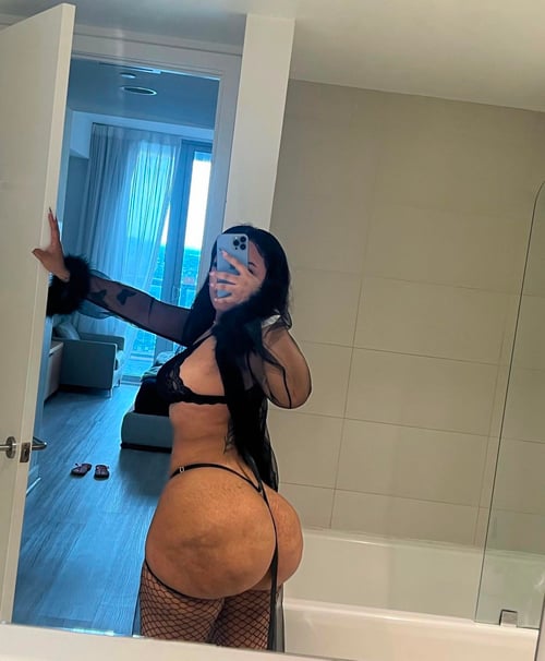 I’m down to meet and fuck