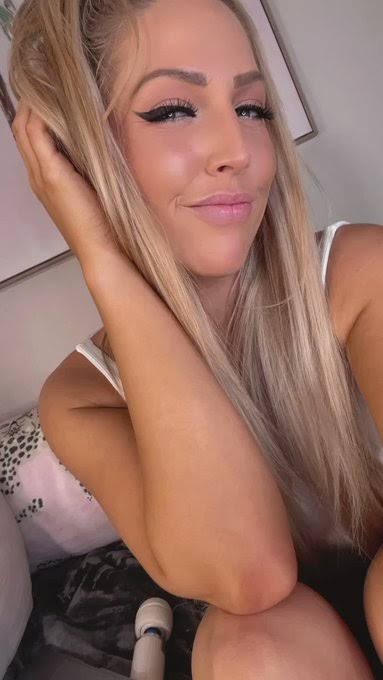 Escorts available for hookup and sexual activities