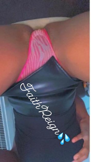 Beautiful Ebony Treat 😙