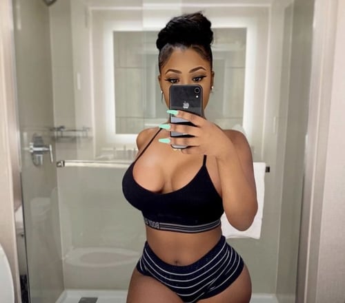 Come have some fun with an exotic playmate