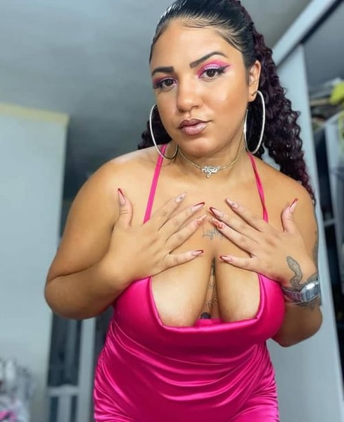 Text me up Snapchat @eniolaola207310 💦Sexy 💕 Ready To Fuck 👅 Full