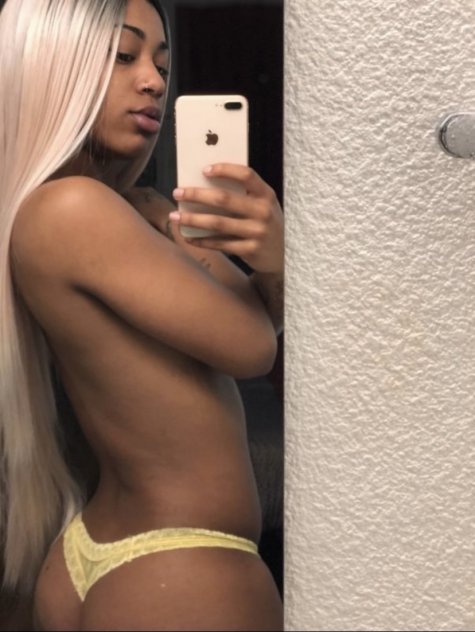 𝐘𝐨𝐮𝐧𝐠 𝐬𝐞𝐱𝐲, petite , funsized, with a soft juicy ass and 𝐉𝐮𝐢𝐜𝐲 𝐏𝐮𝐬𝐬y‼️