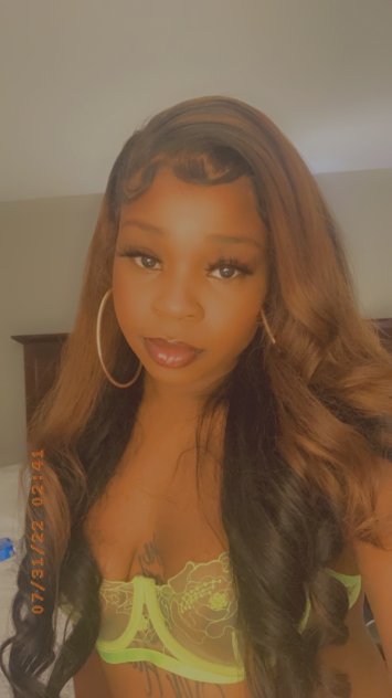 dreamy KREAMY sexy Cali babe 👅😏