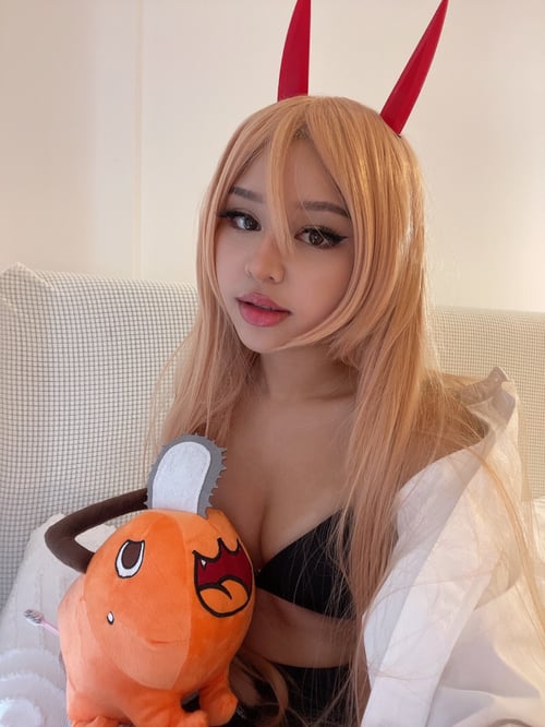 NAUGHTY ASIAN LADY AVAILABLE NEXT DOOR FOR YOU DEEP INSIDE Me