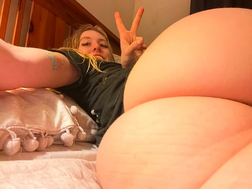 I AM AVAILABLE FOR BOTH INCALL AND OUTCALL SERVICE