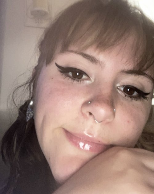 I’m available for hook up Snap (froshietee)
