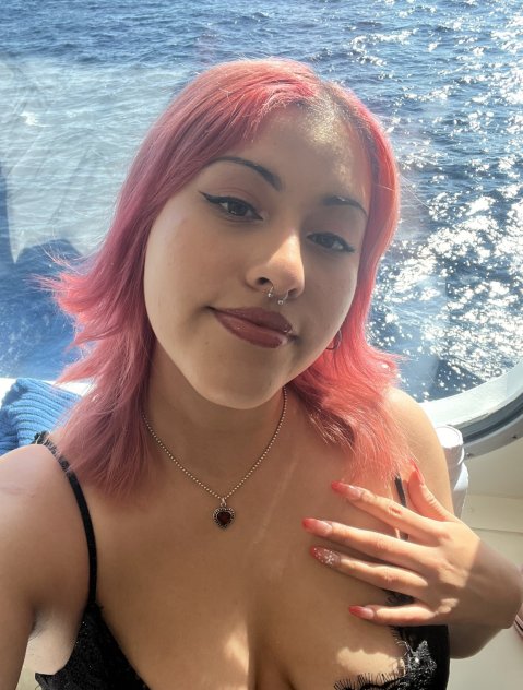 Horny 24/7 I’m 100% ready for you text 3132642108 snapchat: maddylee20