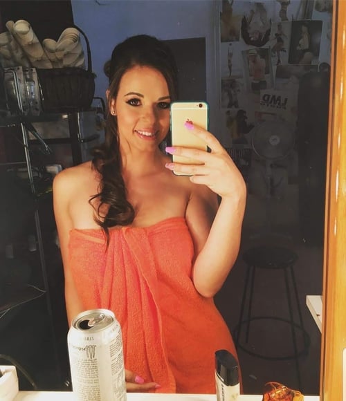 Sexy girl available 24/7 for you, only cash