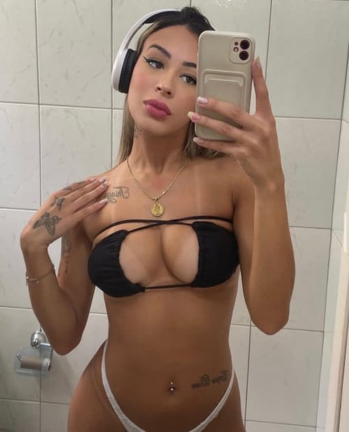 I'm available for your service Incall outcalls or car meet