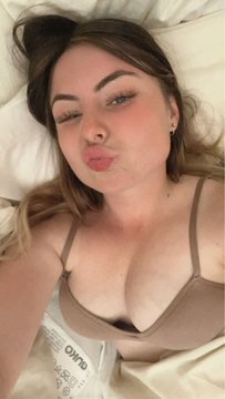 I’m Available for both incall & outcall service...Snapchat; Mendyray21