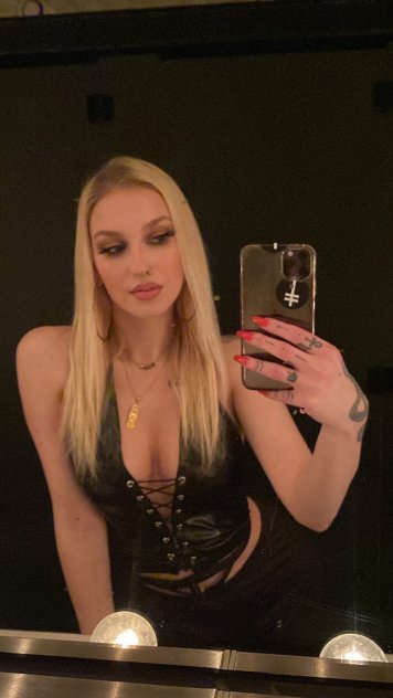 Available for meetup or selling of Content💥👙💦🍑