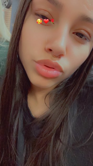 I am sexy latin girl, call me.