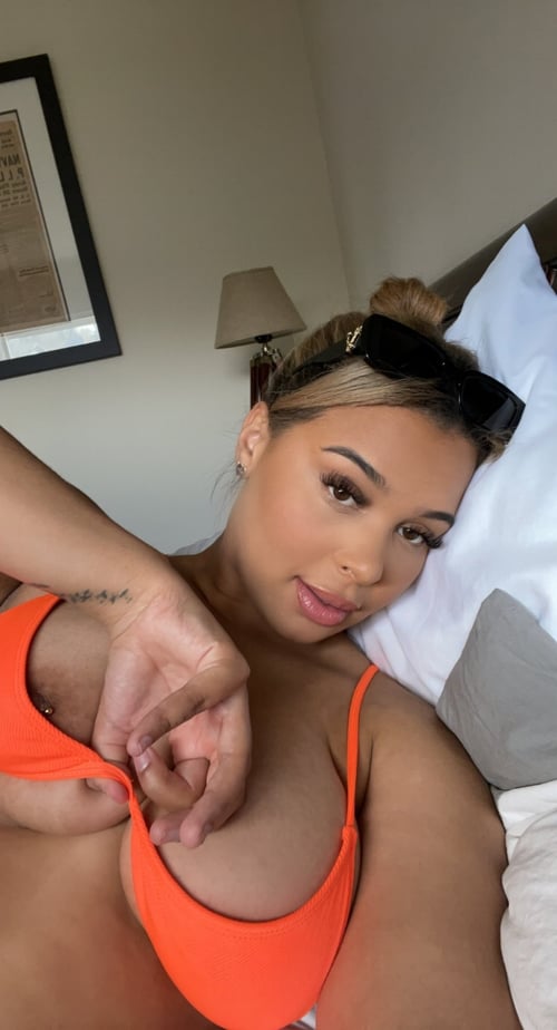HMU 4 fun & naughty stuffs HMU on📱 +1(940) 279-9076 Telegram : +1(940) 279-9076