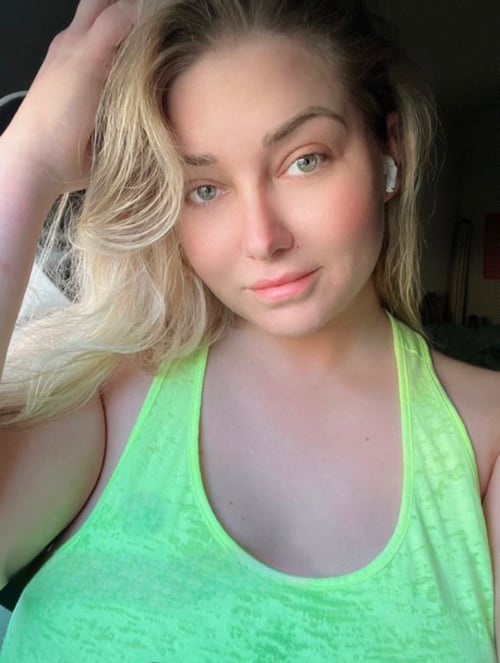 Hot 🥵 and Available for all kind of fun 🍑 🍆💦 hmu (636) 228-8839