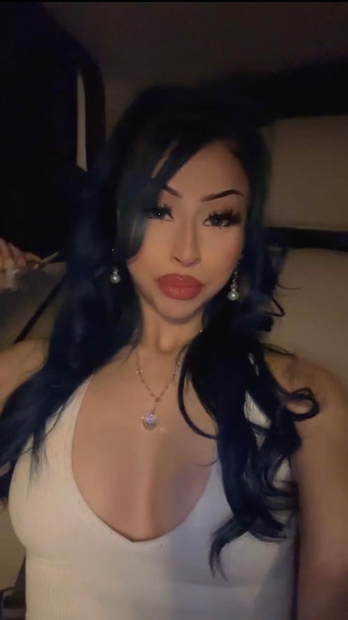 Spicy little firecracker🧨🩵💥👄