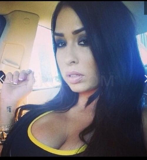 Ready to have some fun ? Ask me about my 2 girl special
