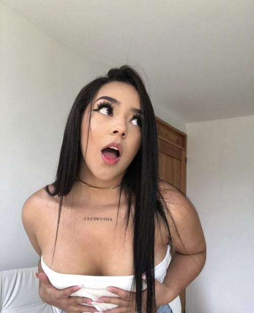 Hi 👋 I’m Annabel🍑🥰 dm for FaceTime fun I also sell nudes and videos