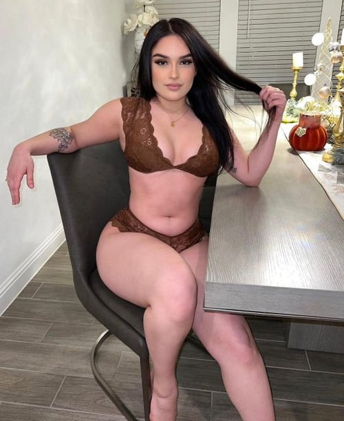 I am available right now⏰ just call me to meet, my service includes an