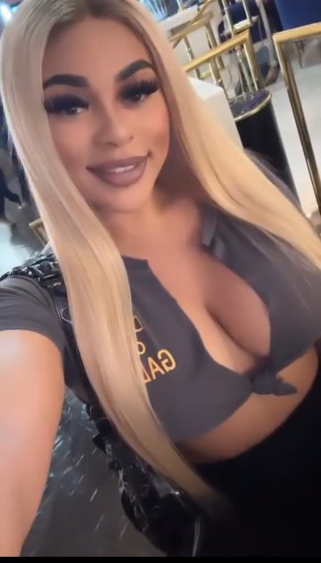 sexy cheyennegodess in town waiting for you