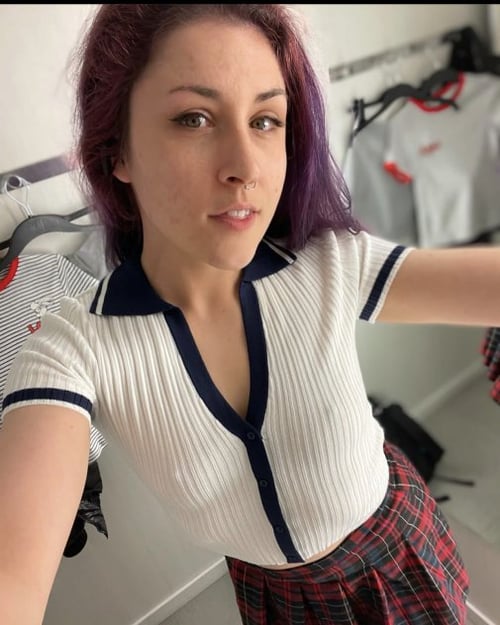 FACETIME FUN IS AVAILABLE 😍 I ALSO SELL MY NUDE VIDEOS ADD TELEGRA👇