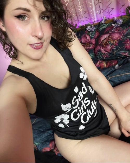 FACETIME FUN IS AVAILABLE 😍 I ALSO SELL MY NUDE VIDEOS ADD TELEGRA👇