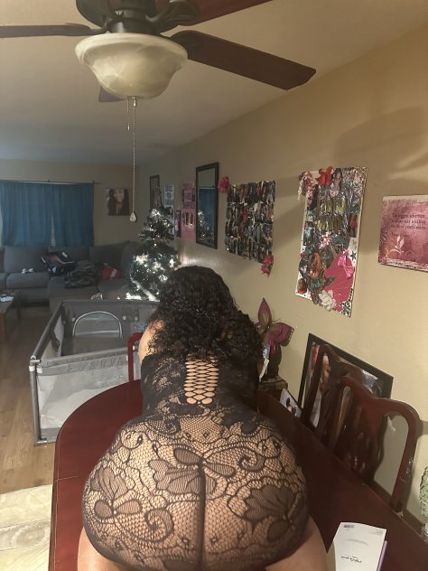 Milk Chocolate 🍫Sexy and Thick💦