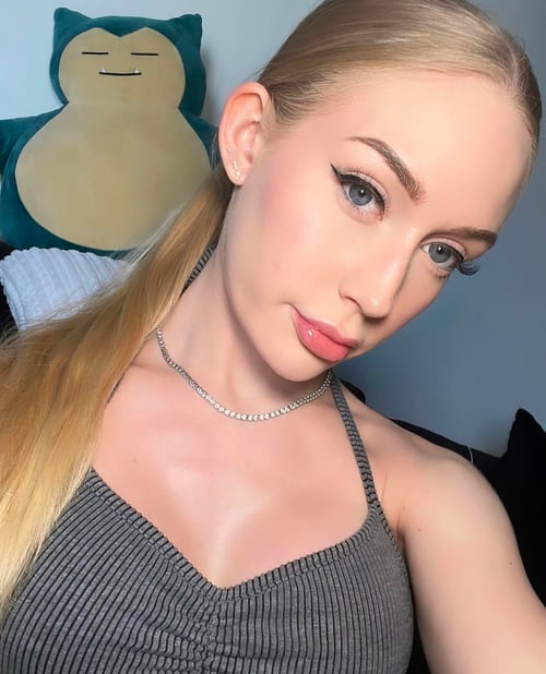 NO DEPOSIT OR UPFRONT,HI GENTLEMAN IM SUPER SWEET & SOFT THE ULTIMATE EXPERIENCE
