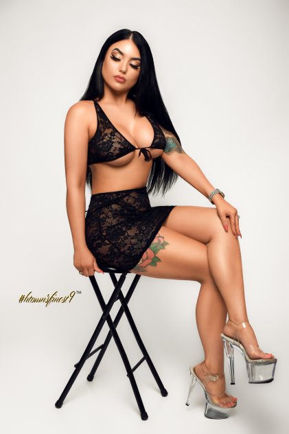 ‼️🥰New Brunnete bombshell in town ‼️🥰