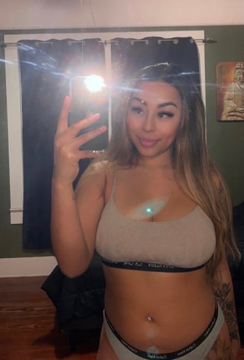 🍆Freaky Dick drainer💦with an irresistible figure😌 to explore your mind 🥵
