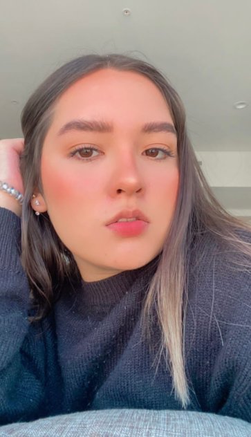I do FaceTime fun 🤩 and selling my hot 🥵videos at best rate….Snapchat…