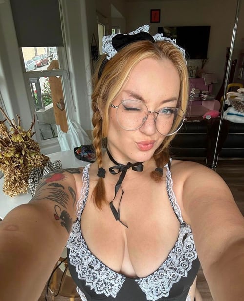 Available for wild fun. Reach out for incall n outcall rates