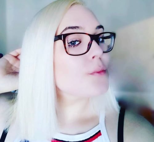 Offers all💦 services😋 include Blow job,👅hand job,😛Six9,doggie,🤪cow gir