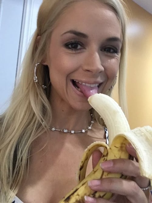 Text me #- (FUN, SEXY & SUBMISSIVE Text me : (734)406-5094