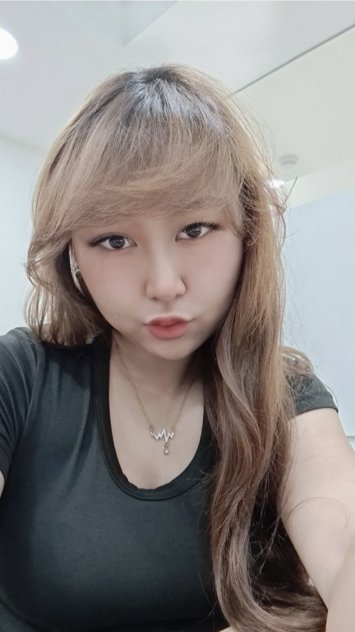 Hi I’m available