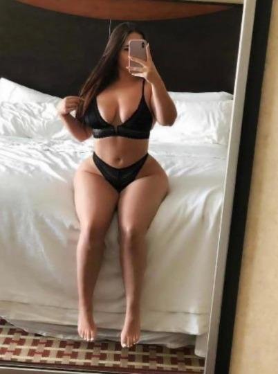 Big ass wet pussy hot and wonderfully