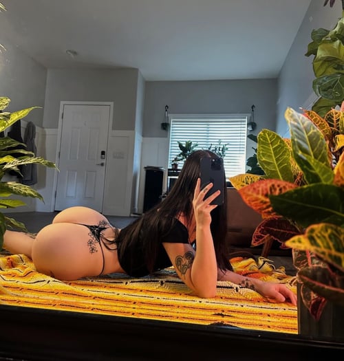 I’m available for both Incall and outcall hookup hmu number: +1 205 899 3853