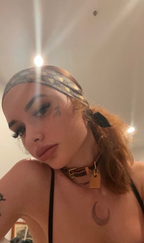 I’m down for hookup and one night stand add ne on Snapchat azaleen_m ❤️❤️