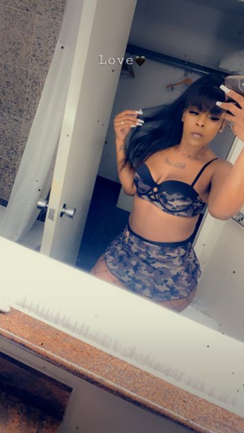Heyy Daddy it's April Cumm Have sum unrushed Fun😋🥰😉
