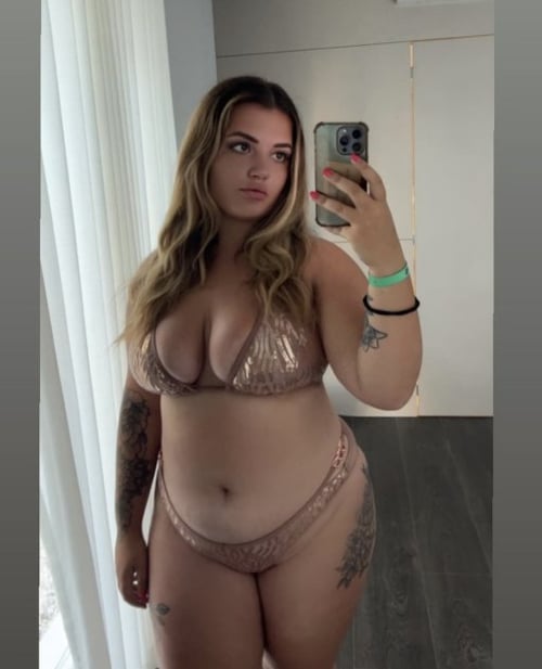 I’m available both incall and outcall