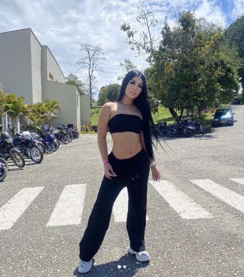 Hello I’m available for hookup both Incall or outcall