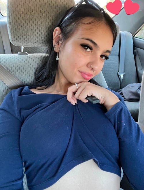 I offer affordable massage and sex