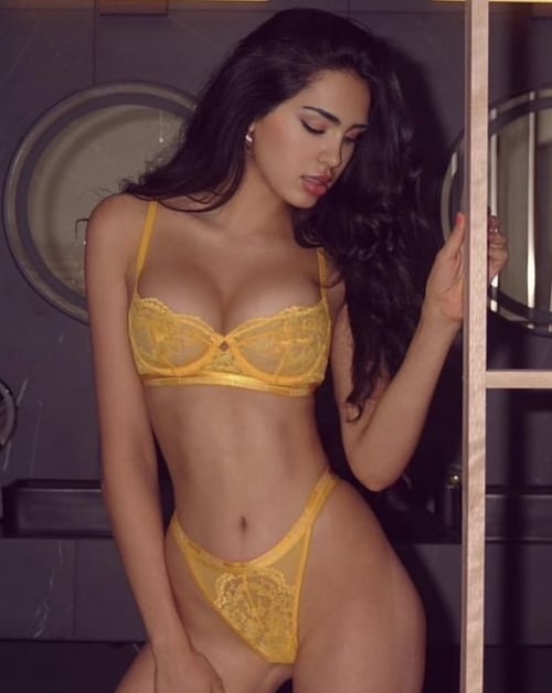 Julia pretty, sexy girl is waiting for you
