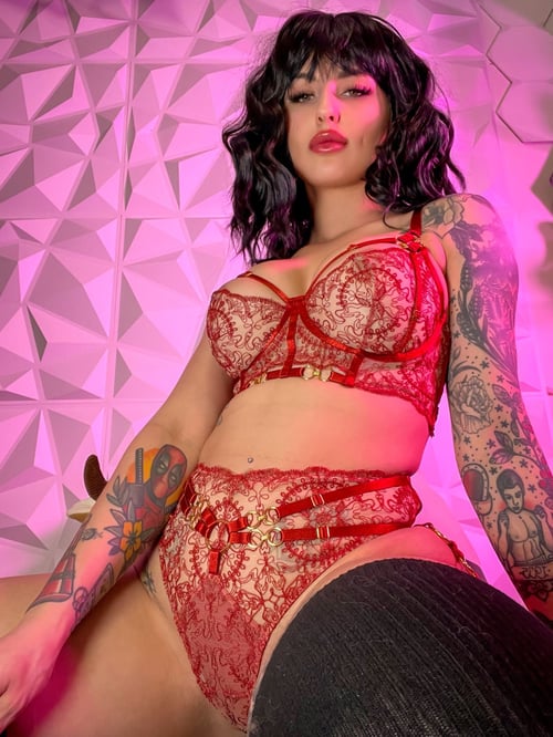 I offer affordable massage and sex