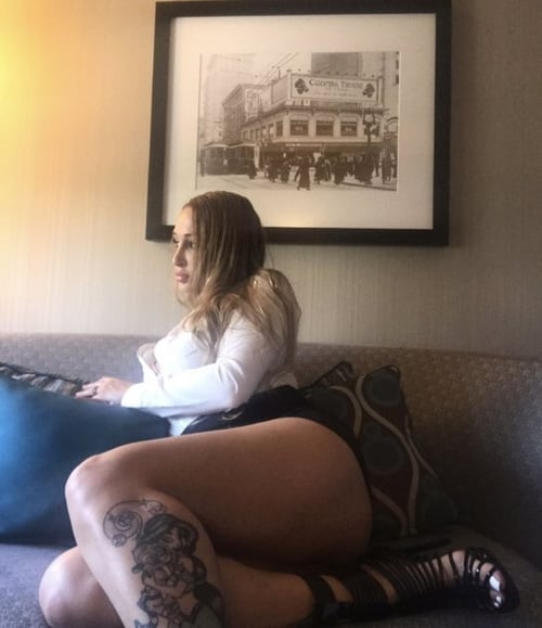 Busty sweet Blonde FaceTime verify available