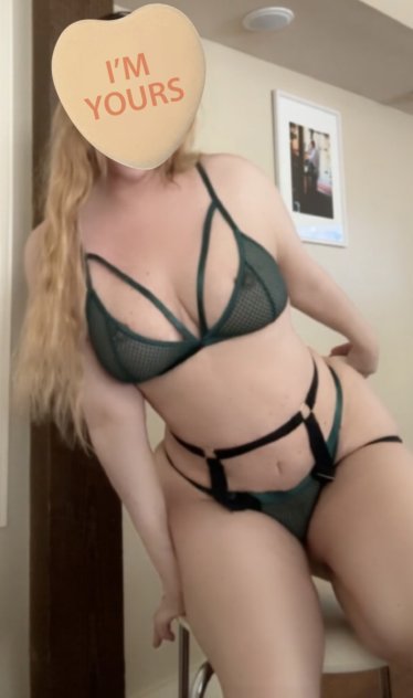Classy Girl! Erotic Intentions