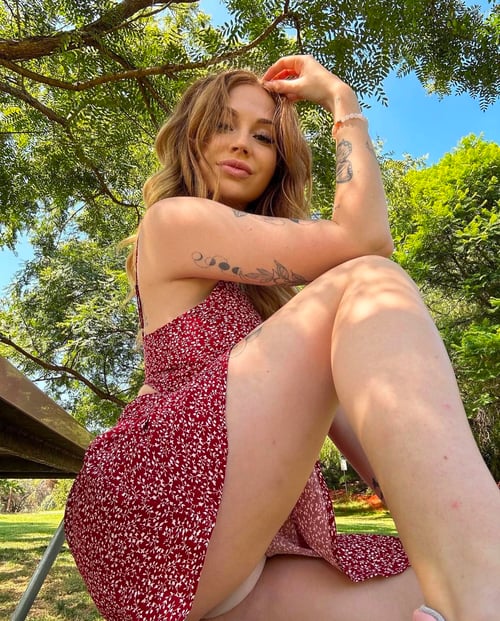 Hey I’m available now 😘… Text me: 732-444-7787- snap- ana_luciana
