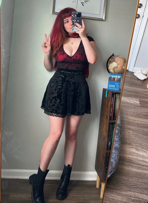 Hmu for quick fun and meet up text 5125379831 Snapchat miyakellz
