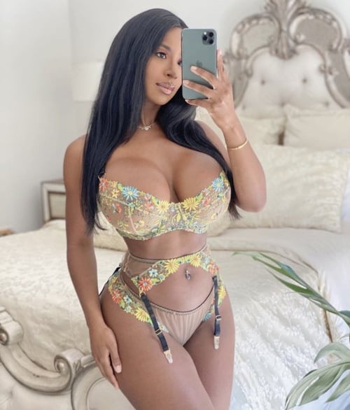 A SNACK 😜⭐️✅ YOU WOULD ❤️LUV❤️⭐️NEW VIP⭐️⭐️⭐️ EXOTIC SERVICES ⭐️