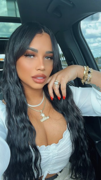 Hola amor llámame te encantara soy una chica súper sexy
