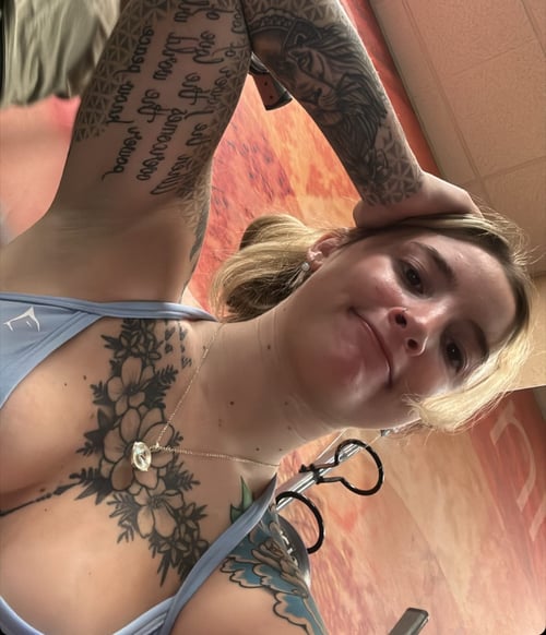 Escort available for meet up. SC - robin_stacy04, # 9295863050